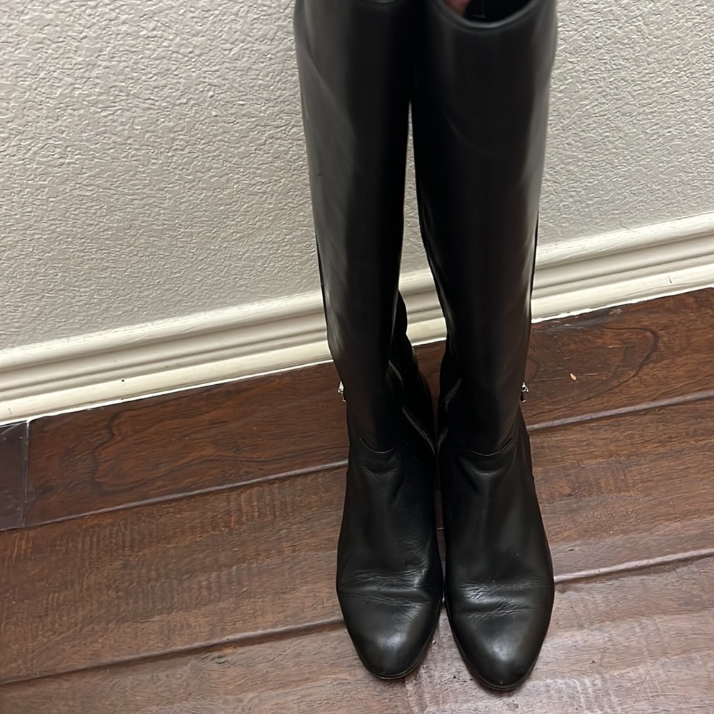 Sz 6 Michael Kors leather knee boots